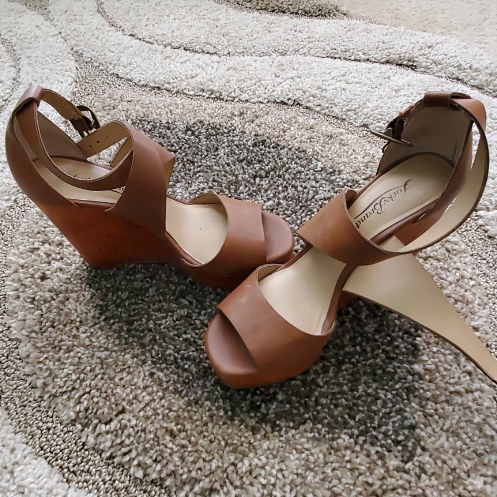 Lucky Brand leather wedges